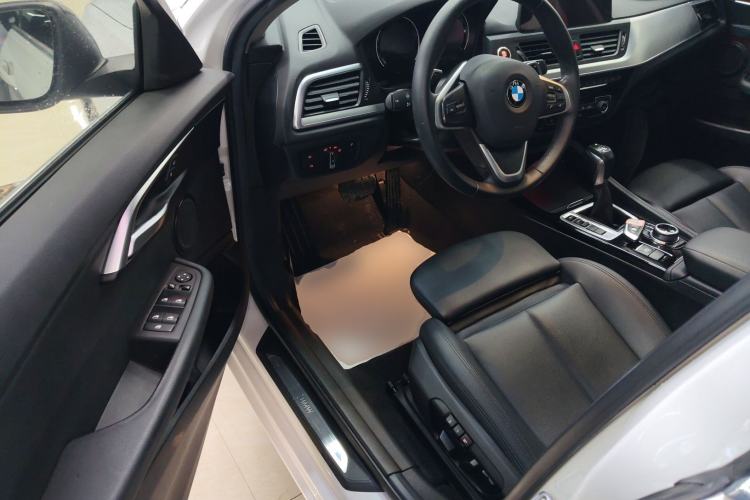 Used BMW 1 Series 2018 120i Design Package Model Driver Seat