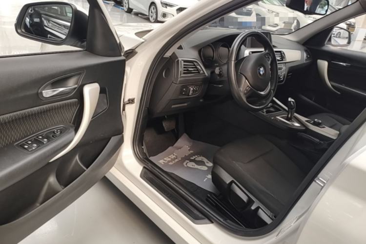 Used BMW 1 Series 2018 118i Leading Model Driver Seat