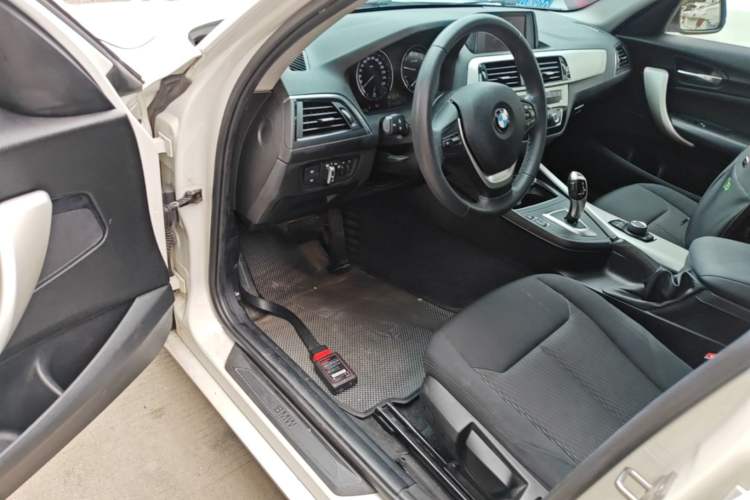 Used BMW 1 Series 2018 118i Leading Model Driver Seat