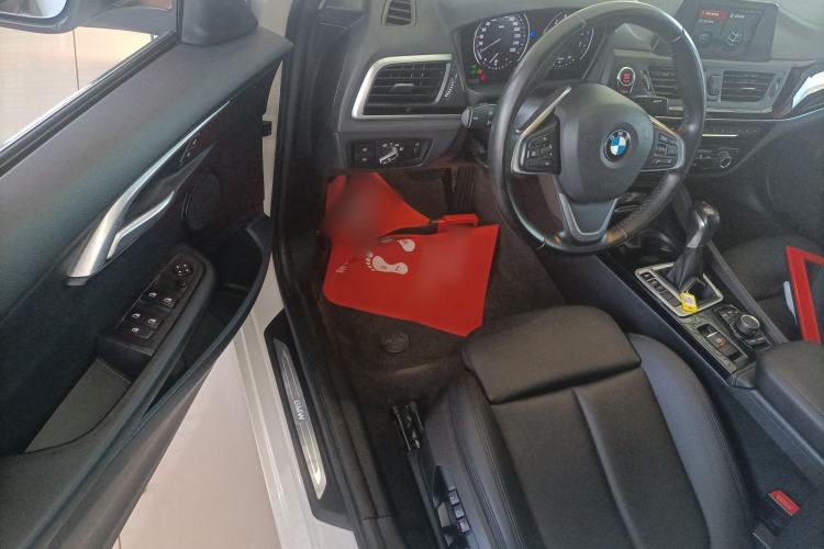 Used BMW 1 Series 2018 118i Sport Edition Driver Seat