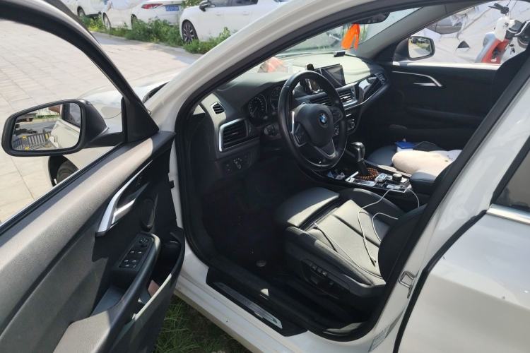 Used BMW 1 Series 2018 118i Sport Edition Driver Seat