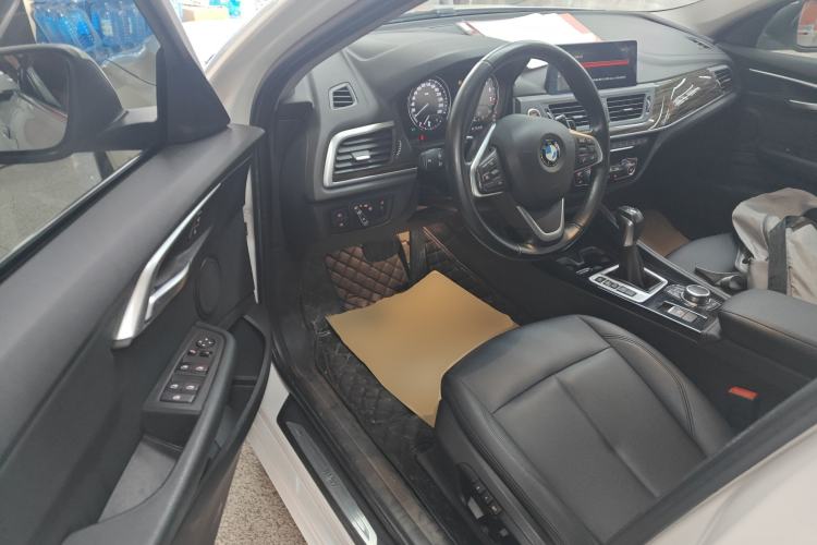 Used BMW 1 Series 2018 Restyled 120i Design Package Edition Driver Seat