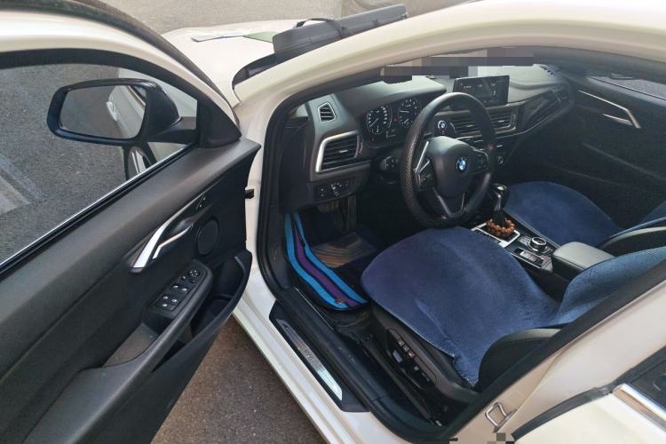 Used BMW 1 Series 2018 118i Design Package Edition Driver Seat