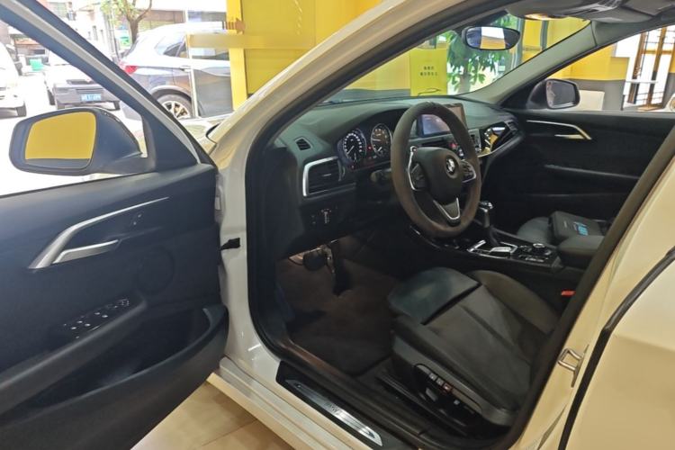 Used BMW 1 Series 2018 118i Sport Edition Driver Seat