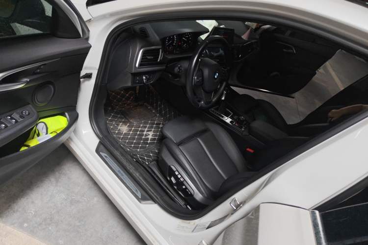 Used BMW 1 Series 2018 Facelifted 118i Sport Edition Driver Seat