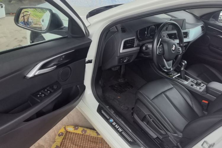 Used BMW 1 Series 2018 Revised 118i Fashion Edition Driver Seat