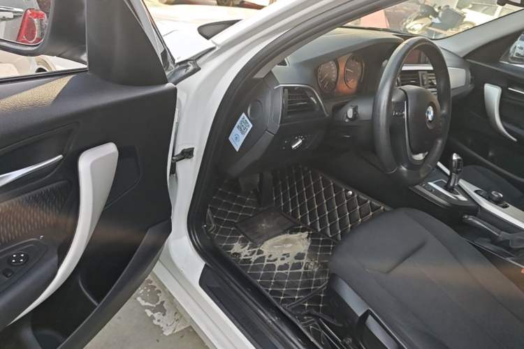 Used BMW 1 Series 2018 118i Leading Model Driver Seat