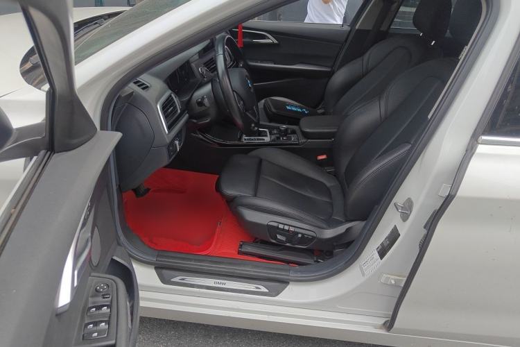Used BMW 1 Series 2018 118i Sport Edition Driver Seat