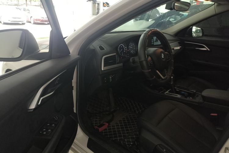 Used BMW 1 Series 2018 Revised 118i Fashion Edition Driver Seat