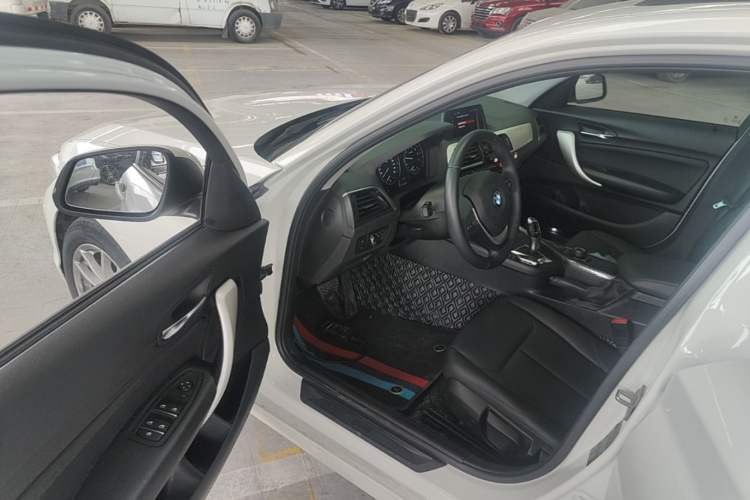 Used BMW 1 Series 2018 118i Leading Model Driver Seat