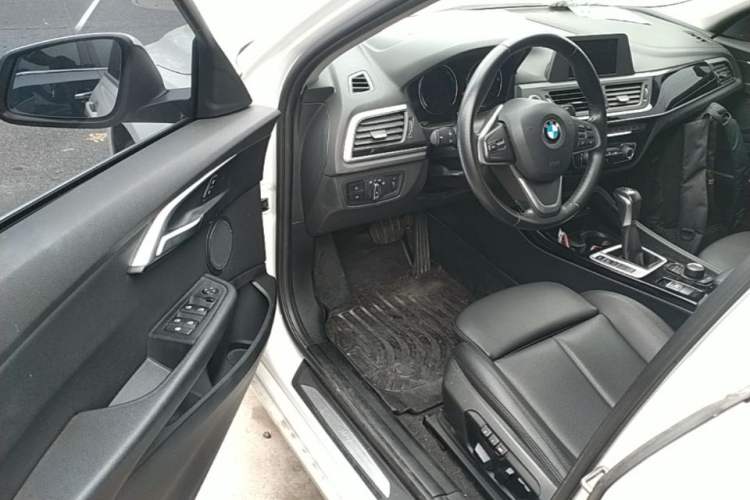 Used BMW 1 Series 2018 Facelifted 118i Sport Edition Driver Seat