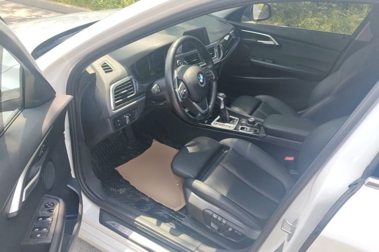 Used BMW 1 Series 2018 118i Sport Edition Driver Seat