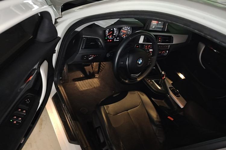 Used BMW 1 Series 2018 118i Leading Model Driver Seat