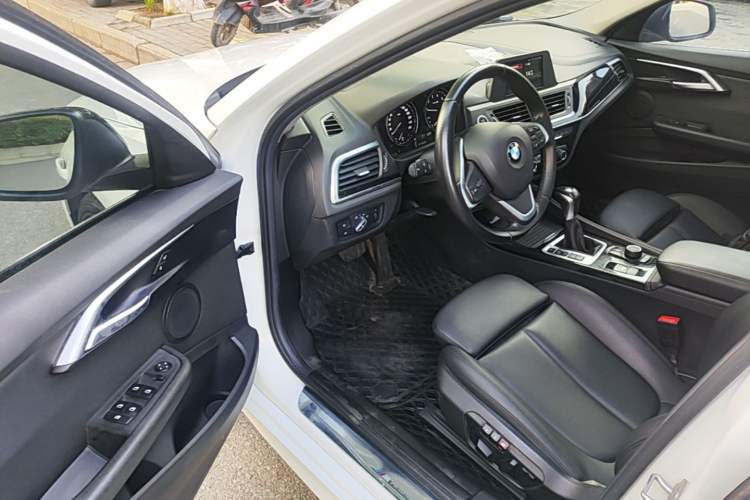 Used BMW 1 Series 2018 Facelifted 118i Sport Edition Driver Seat