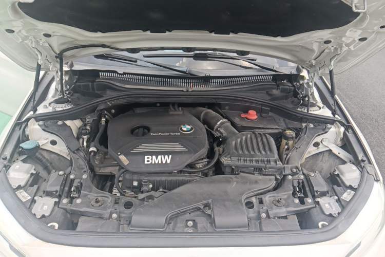Used BMW 1 Series 2018 118i Sport Edition Engine Bay