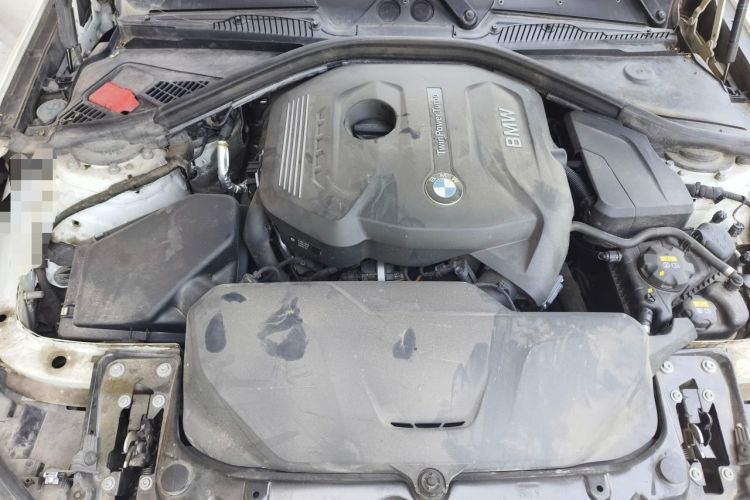 Used BMW 1 Series 2018 120i M Sport Package Engine Bay