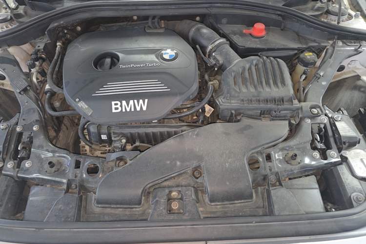 Used BMW 1 Series 2018 118i Sport Edition Engine Bay