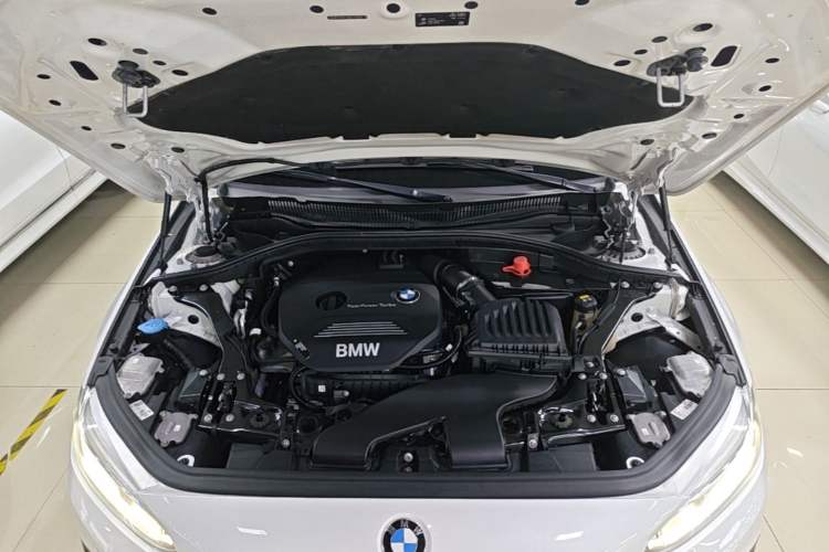 Used BMW 1 Series 2018 118i Sport Edition Engine Bay