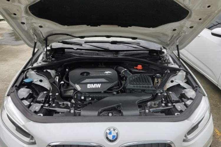 Used BMW 1 Series 2018 Facelifted 118i Sport Edition Engine Bay