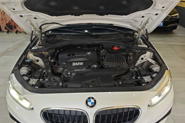 Used BMW 1 Series 2018 118i Sport Edition Engine Bay