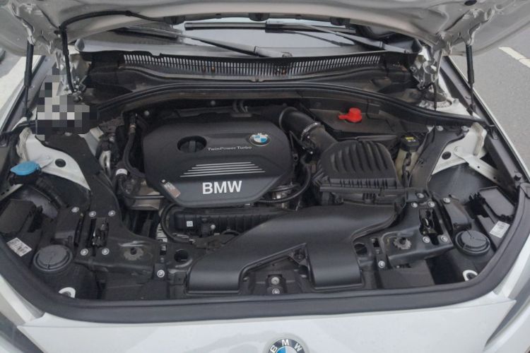 Used BMW 1 Series 2018 118i Fashion Model Engine Bay