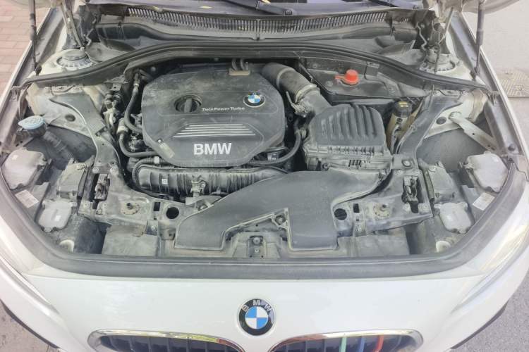 Used BMW 1 Series 2018 120i Design Package Model Engine Bay