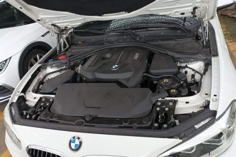 Used BMW 1 Series 2018 120i M Sport Package Engine Bay