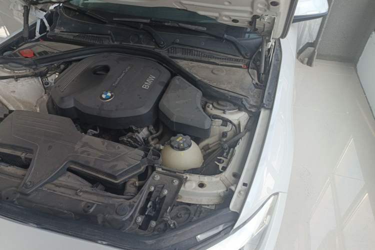 Used BMW 1 Series 2018 118i Leading Model Engine Bay Left