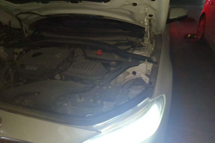 Used BMW 1 Series 2018 118i Sport Edition Engine Bay Left