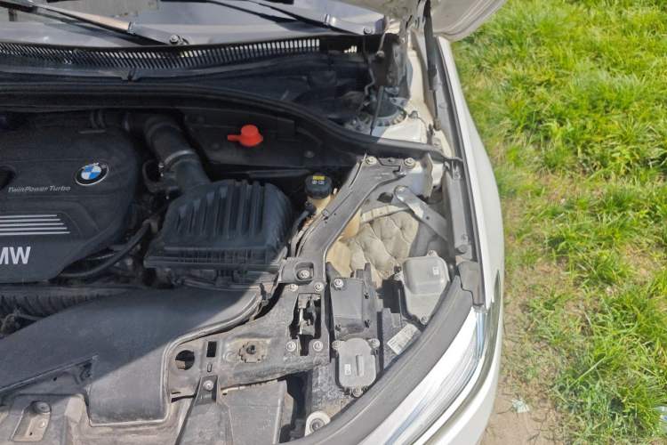 Used BMW 1 Series 2018 118i Sport Edition Engine Bay Left
