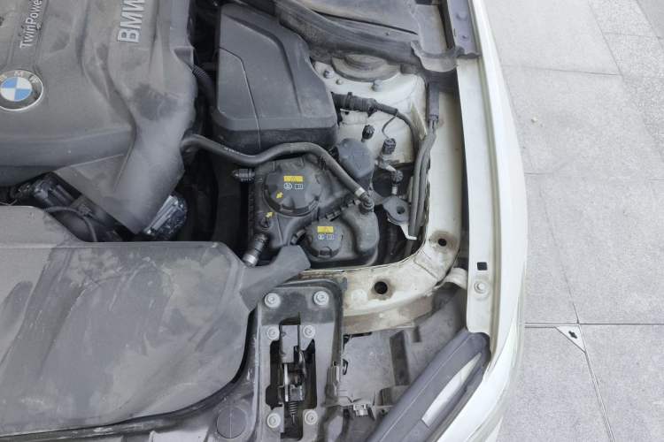 Used BMW 1 Series 2018 120i M Sport Package Engine Bay Left