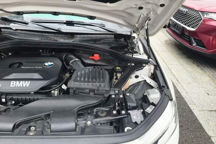 Used BMW 1 Series 2018 118i Sport Edition Engine Bay Left