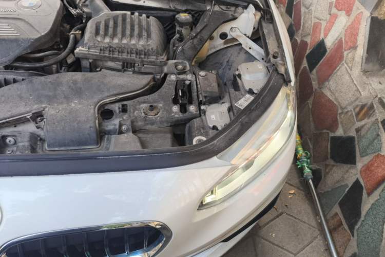 Used BMW 1 Series 2018 118i Sport Edition Engine Bay Left
