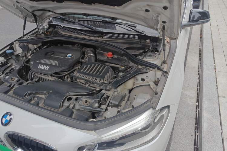 Used BMW 1 Series 2018 118i Sport Edition Engine Bay Left