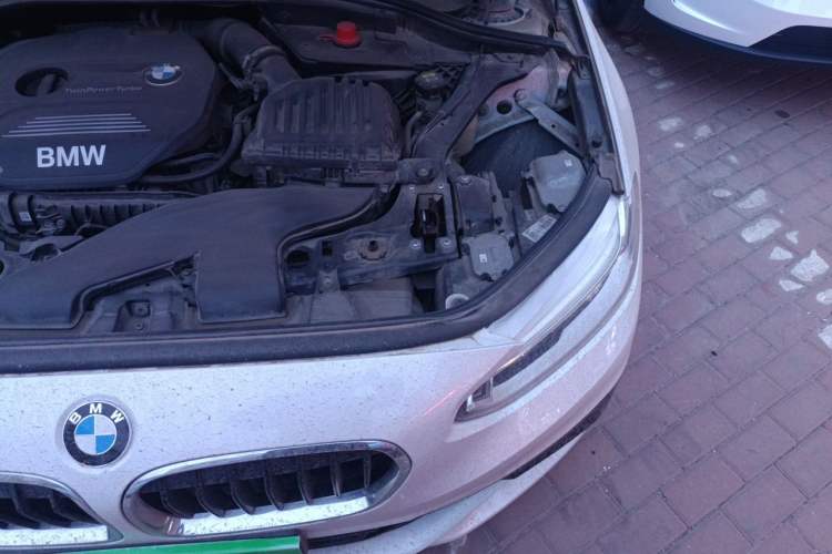 Used BMW 1 Series 2018 118i Sport Edition Engine Bay Left