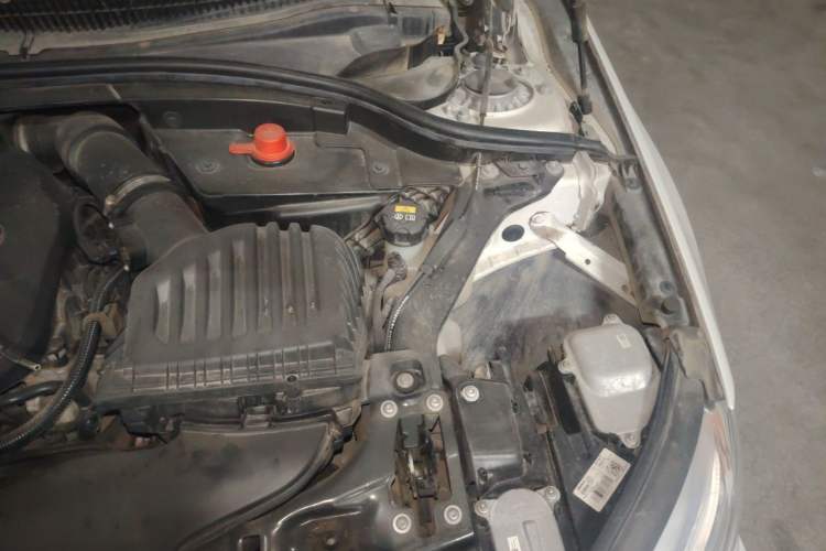 Used BMW 1 Series 2018 118i Sport Edition Engine Bay Left