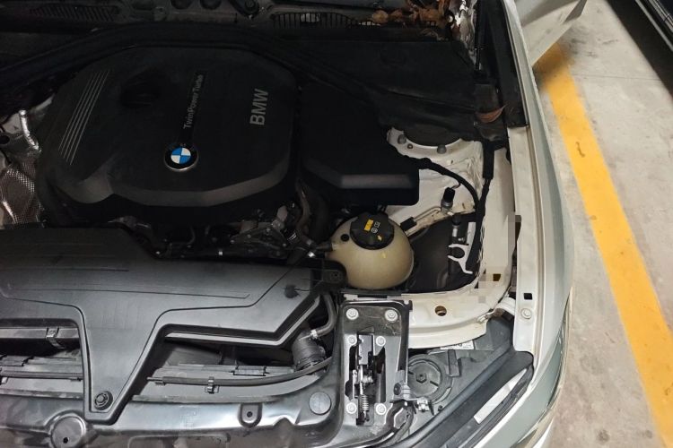Used BMW 1 Series 2018 118i Leading Model Engine Bay Left