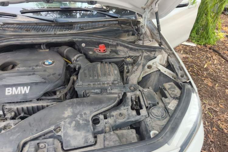 Used BMW 1 Series 2018 118i Fashion Model Engine Bay Left