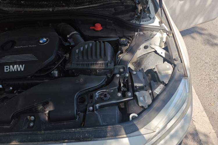 Used BMW 1 Series 2018 Facelifted 118i Sport Edition Engine Bay Left
