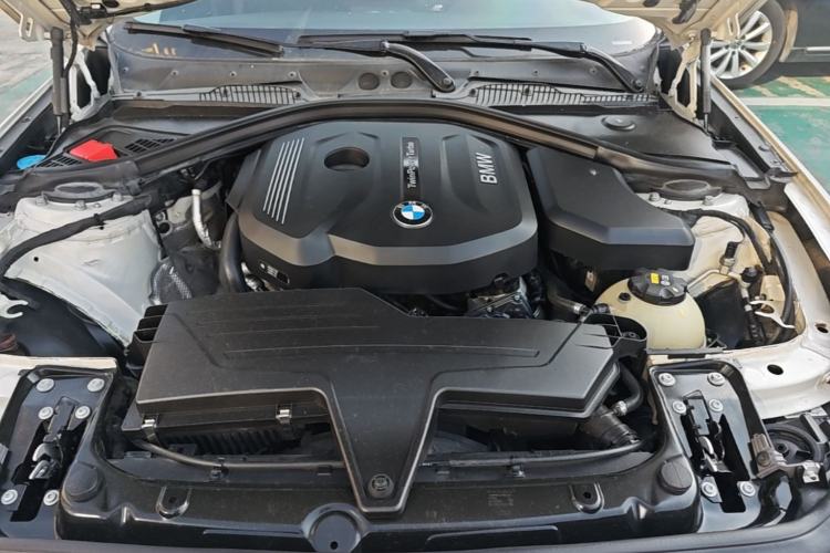 Used BMW 1 Series 2018 118i Leading Model Engine Bay