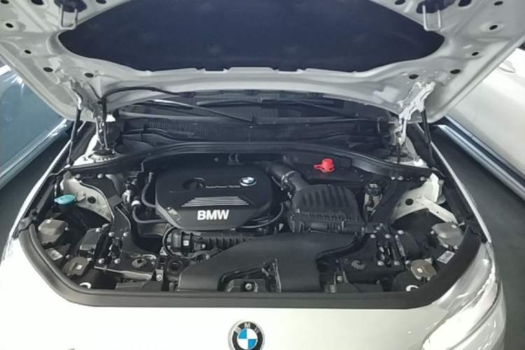 Used BMW 1 Series 2018 118i Sport Edition Engine Bay