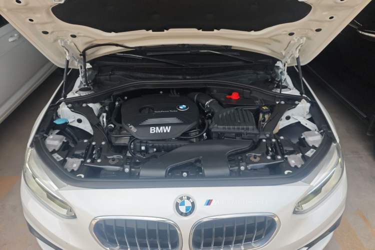 Used BMW 1 Series 2018 118i Sport Edition Engine Bay