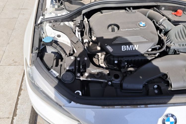 Used BMW 1 Series 2018 118i Fashion Model Engine Bay Right