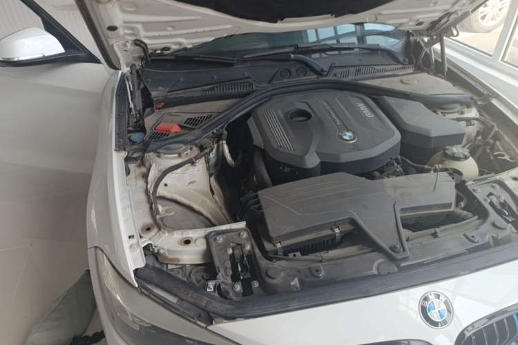 Used BMW 1 Series 2018 118i Leading Model Engine Bay Right