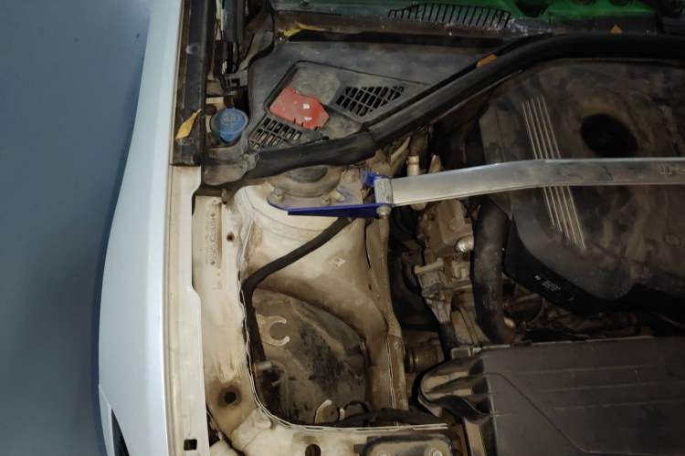 Used BMW 1 Series 2018 118i Leading Model Engine Bay Right