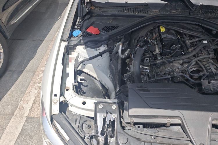Used BMW 1 Series 2018 118i Leading Model Engine Bay Right