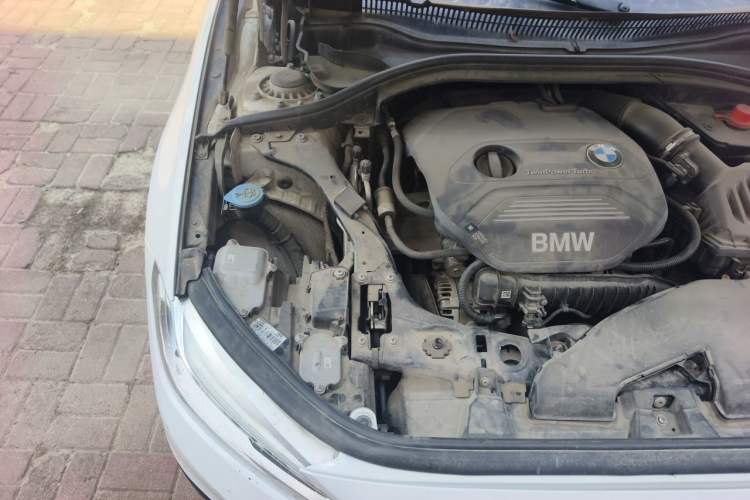 Used BMW 1 Series 2018 Facelifted 118i Sport Edition Engine Bay Right