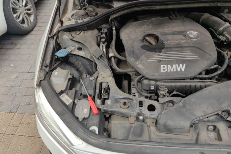 Used BMW 1 Series 2018 Facelifted 118i Sport Edition Engine Bay Right