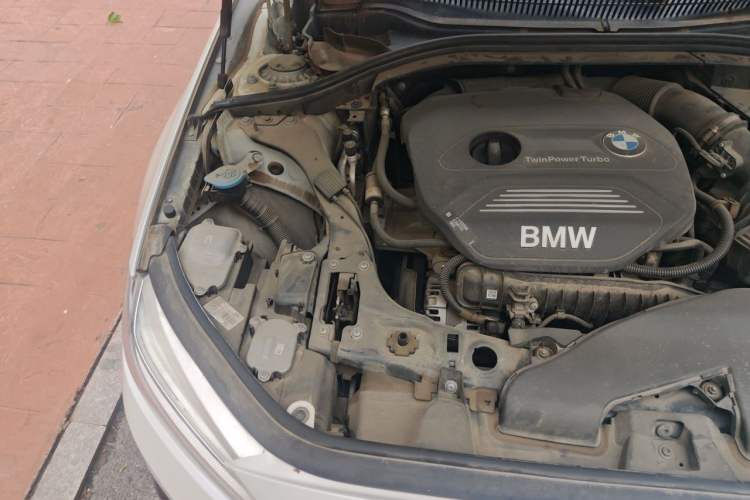 Used BMW 1 Series 2018 Facelifted 118i Sport Edition Engine Bay Right