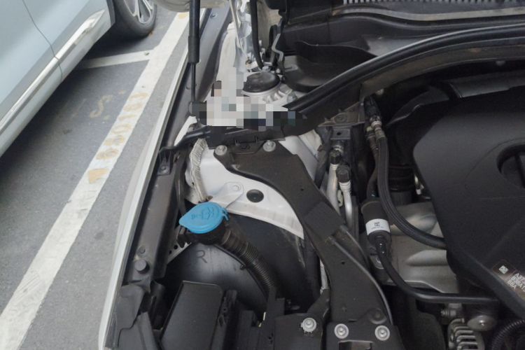 Used BMW 1 Series 2018 118i Fashion Model Engine Bay Right